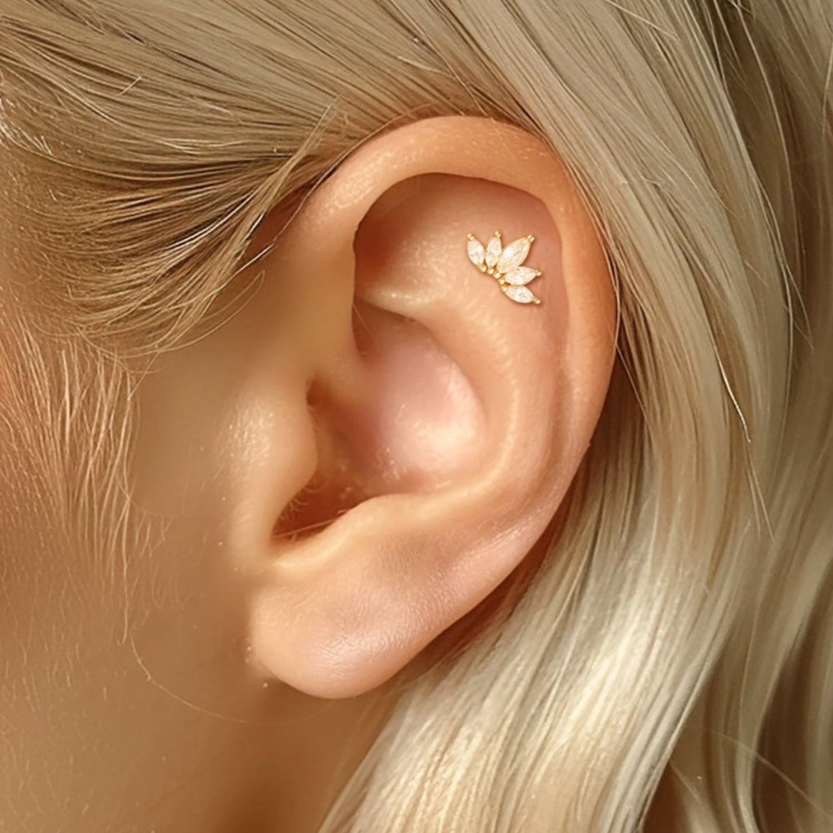 flat back cartilage stud