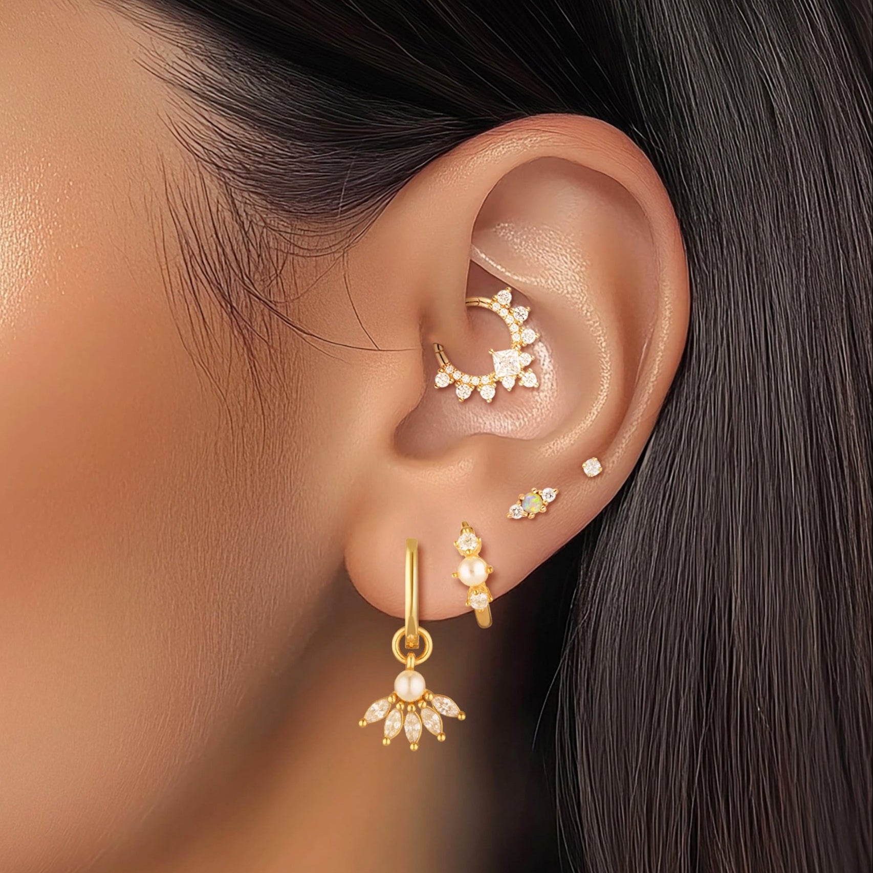 14K Solid Gold Aphrodite Daith Hoop