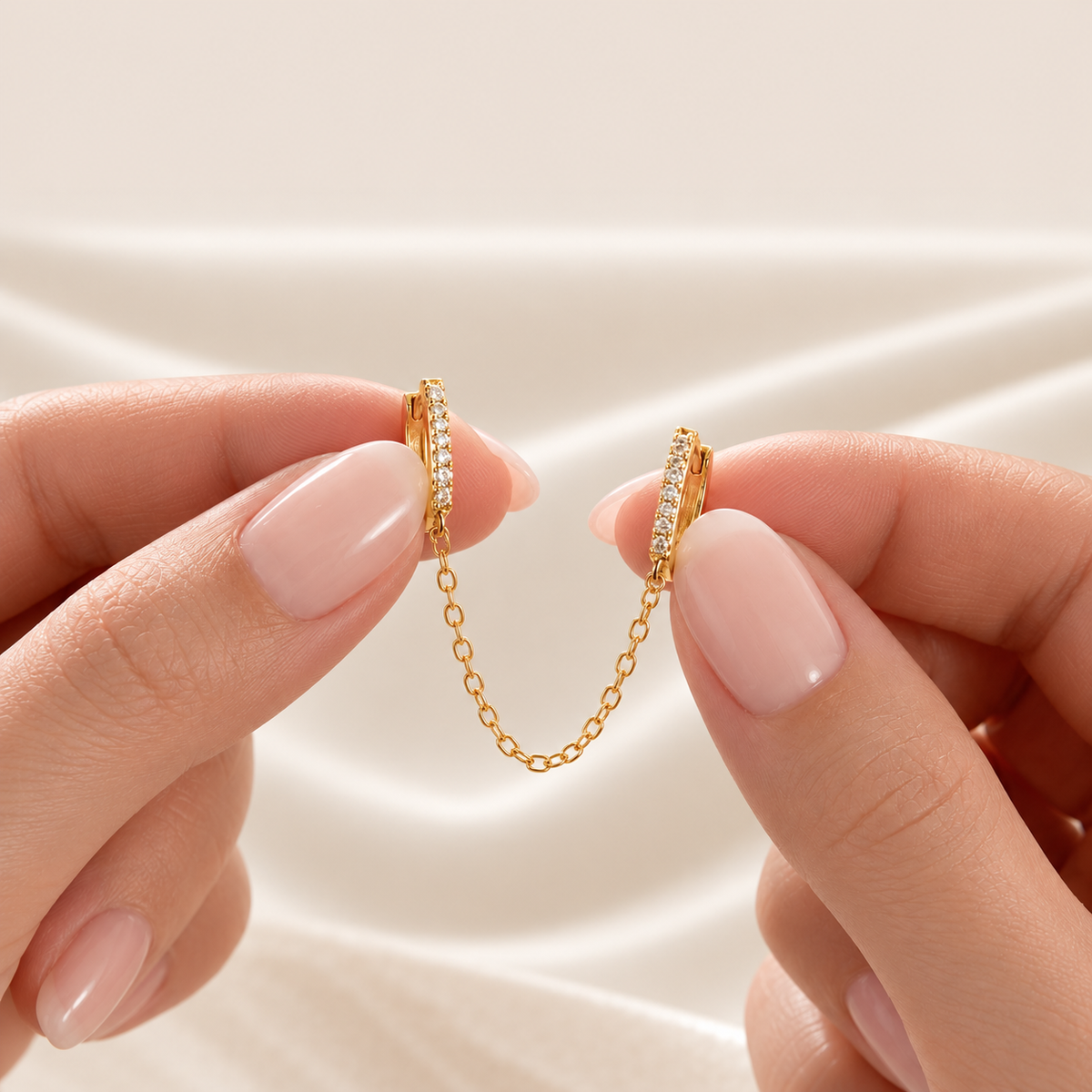 Alyce Chain Hoop Earring - 14K Solid Gold